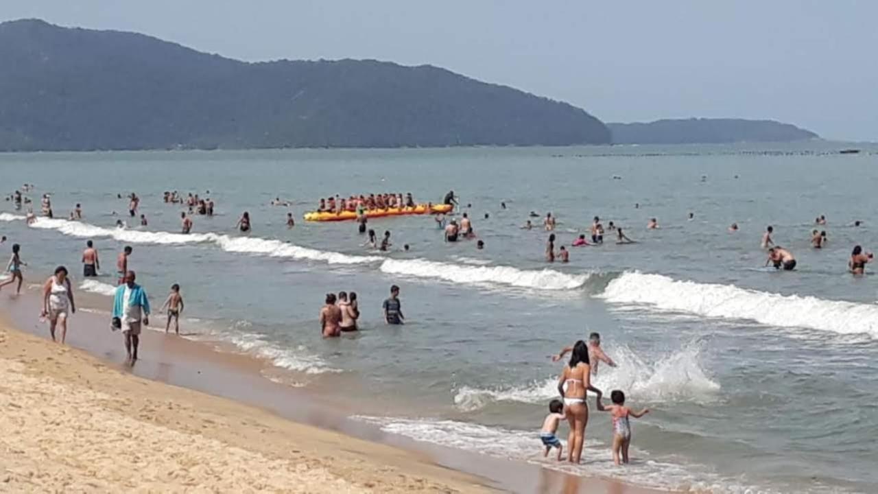 Alugo Apartamento Na Praia Cocanha Caraguatatuba Buitenkant foto